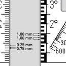 The enhanced Telemeter sighting scale uses blocks instead of lines as scale marks, by filling every other pair of lines with solid color. This increases the width of the smallest element to visually discern from 0.25 mm to 1 mm, which yields a fourfold increase in readability and hence accuracy of measuring results.